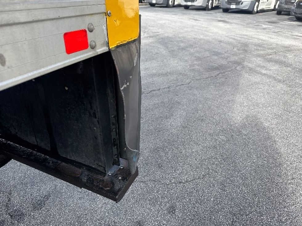 Medium Duty Box Truck-Light and Medium Duty Trucks-International-2021-MV607-West Columbia-SC-251,030\n\t\tmiles-$ 33,750 - Image 28