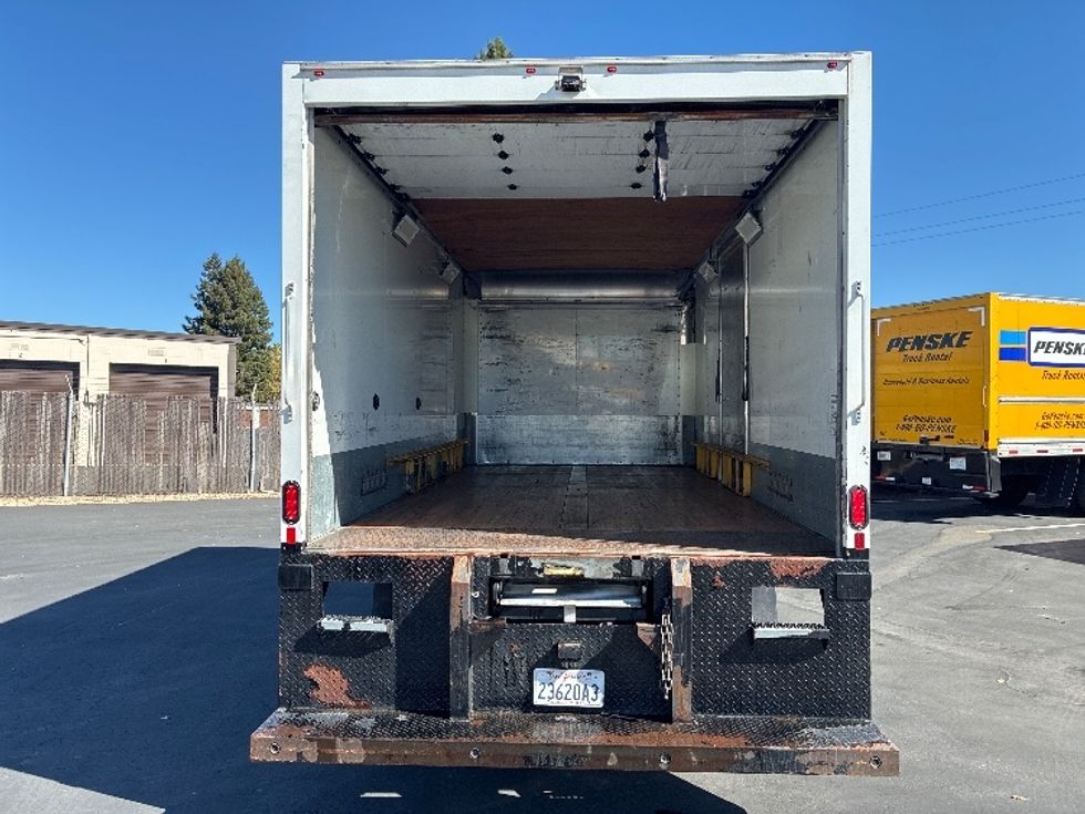 Medium Duty Box Truck-Light and Medium Duty Trucks-International-2021-MV607-West Sacramento-CA-110,559\n\t\tmiles-$ 40,000 - Image 8