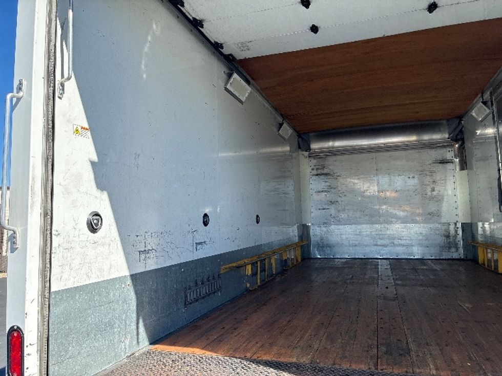 Medium Duty Box Truck-Light and Medium Duty Trucks-International-2021-MV607-West Sacramento-CA-110,559\n\t\tmiles-$ 40,000 - Image 10