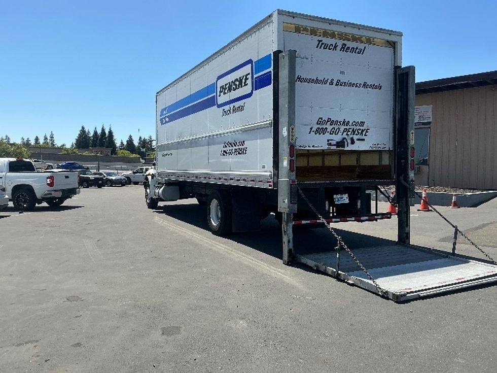 Medium Duty Box Truck-Light and Medium Duty Trucks-International-2021-MV607-West Sacramento-CA-193,413\n\t\tmiles-$ 53,000 - Image 6