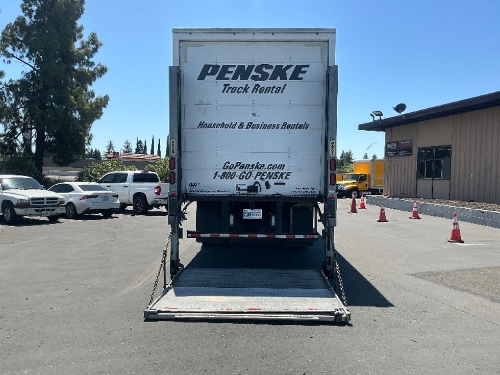 Medium Duty Box Truck-Light and Medium Duty Trucks-International-2021-MV607-West Sacramento-CA-193,413\n\t\tmiles-$ 53,000 - Image 9