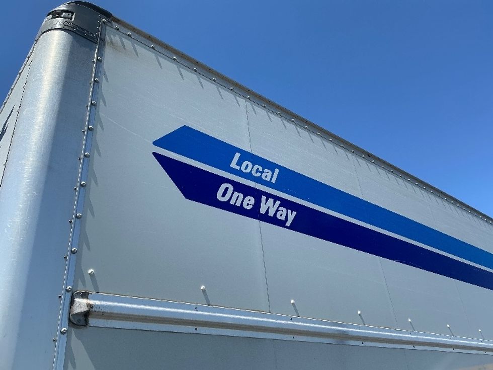 Medium Duty Box Truck-Light and Medium Duty Trucks-International-2021-MV607-West Sacramento-CA-193,413\n\t\tmiles-$ 53,000 - Image 25