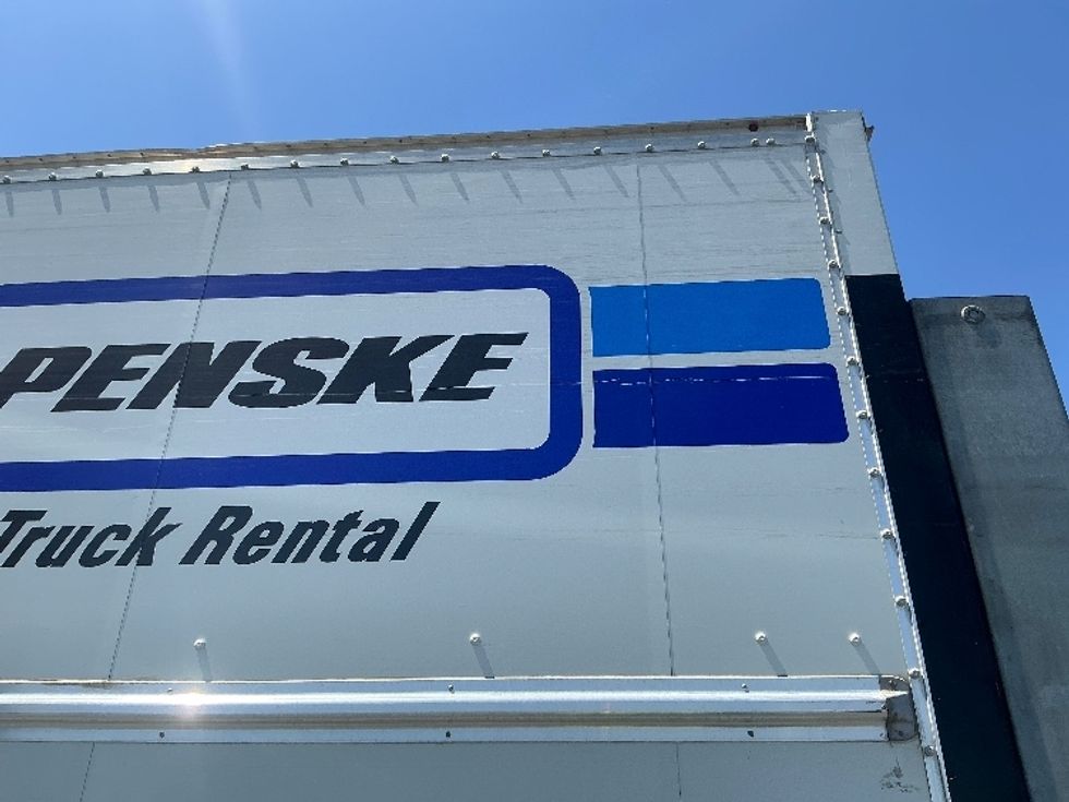Medium Duty Box Truck-Light and Medium Duty Trucks-International-2021-MV607-West Sacramento-CA-193,413\n\t\tmiles-$ 53,000 - Image 27