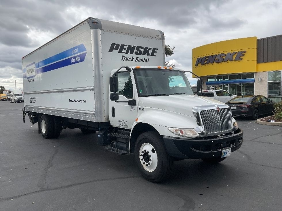 Medium Duty Box Truck-Light and Medium Duty Trucks-International-2021-MV607-West Sacramento-CA-211,712\n\t\tmiles-$ 52,500 - Image 1