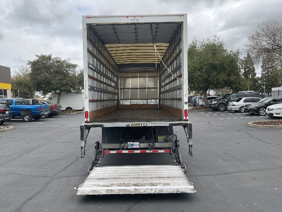 Medium Duty Box Truck-Light and Medium Duty Trucks-International-2021-MV607-West Sacramento-CA-211,712\n\t\tmiles-$ 52,500 - Image 9
