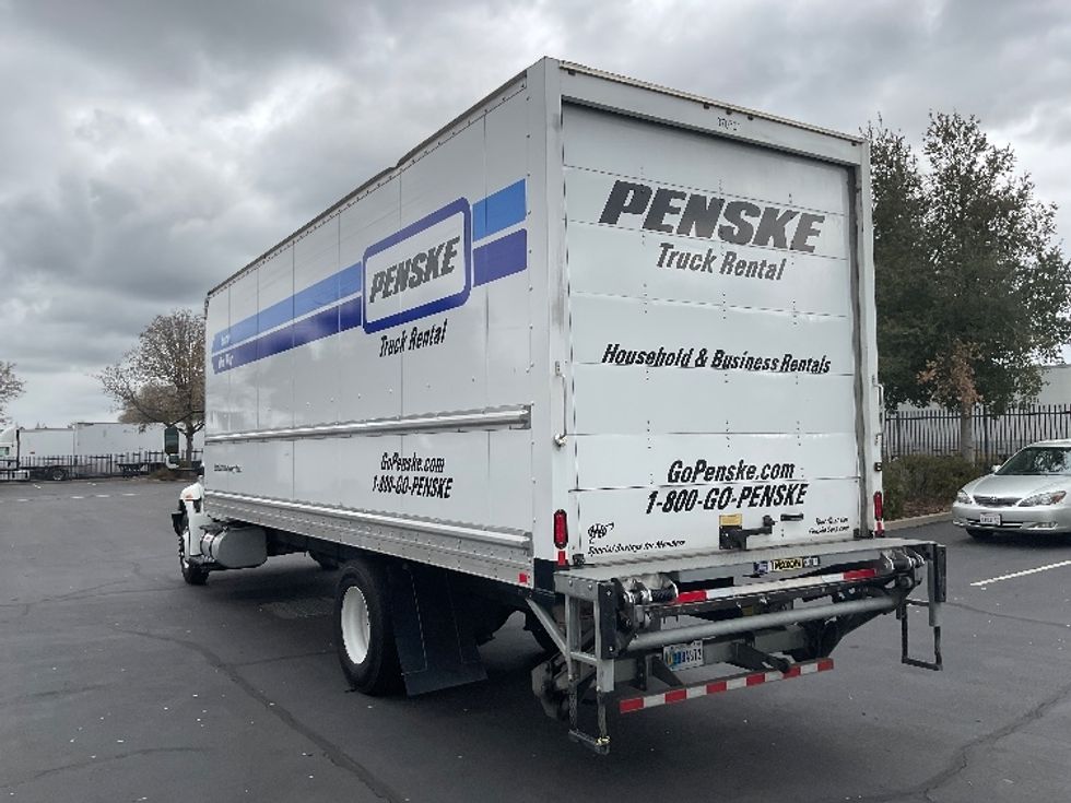 Medium Duty Box Truck-Light and Medium Duty Trucks-International-2021-MV607-West Sacramento-CA-211,712\n\t\tmiles-$ 52,500 - Image 6