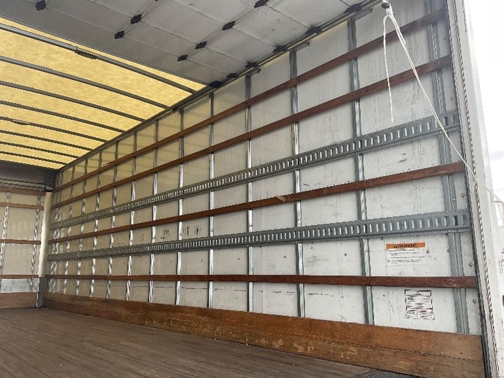 Medium Duty Box Truck-Light and Medium Duty Trucks-International-2021-MV607-West Sacramento-CA-211,712\n\t\tmiles-$ 52,500 - Image 12