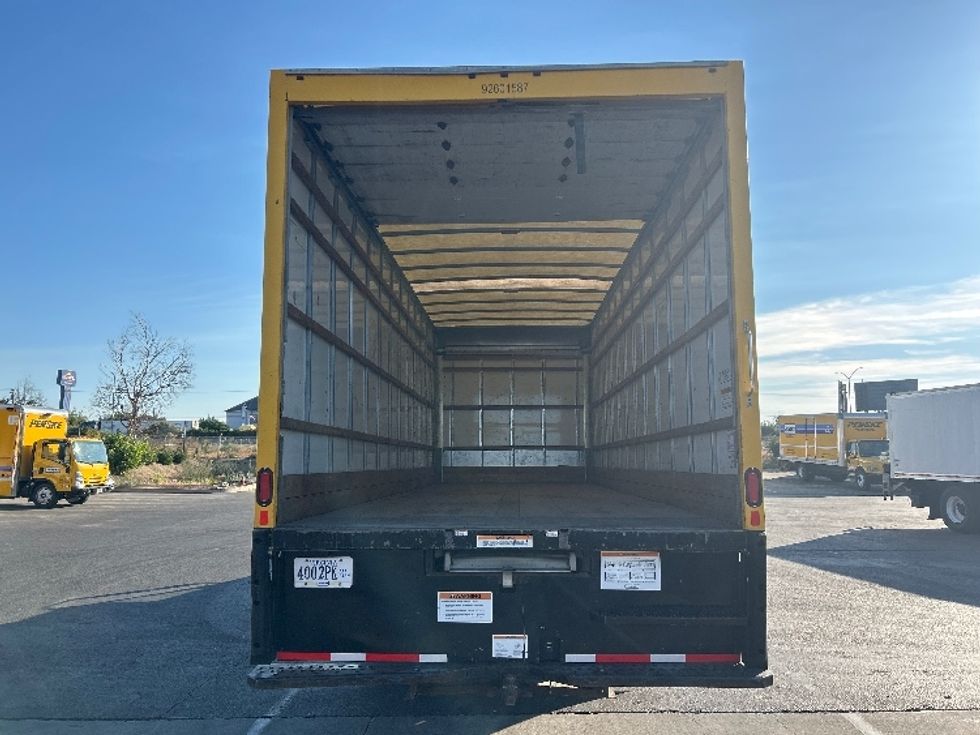 Medium Duty Box Truck-Light and Medium Duty Trucks-International-2021-MV607-West Sacramento-CA-212,986\n\t\tmiles-$ 40,500 - Image 8
