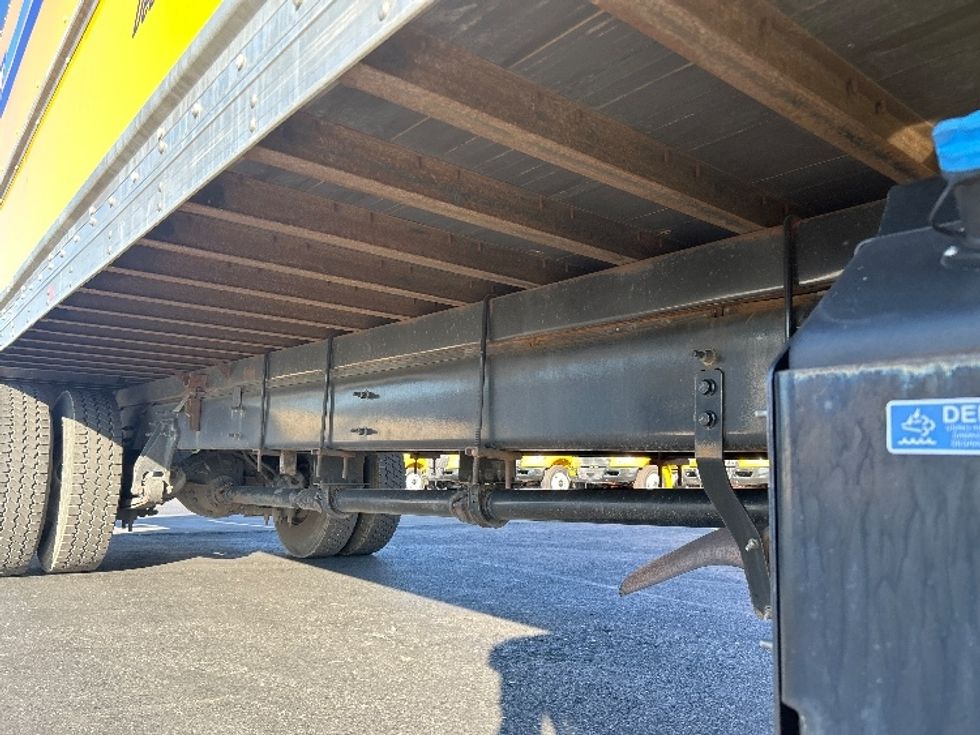 Medium Duty Box Truck-Light and Medium Duty Trucks-International-2021-MV607-West Sacramento-CA-212,986\n\t\tmiles-$ 40,500 - Image 13
