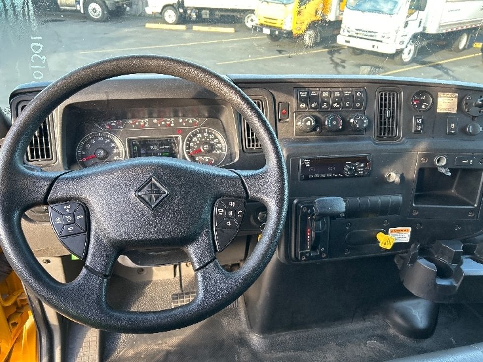 Medium Duty Box Truck-Light and Medium Duty Trucks-International-2021-MV607-West Sacramento-CA-217,534\n\t\tmiles-$ 39,750 - Image 18