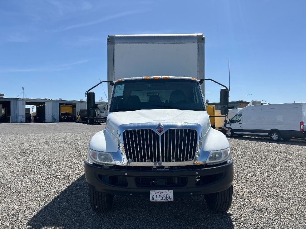 Medium Duty Box Truck-Light and Medium Duty Trucks-International-2021-MV607-West Sacramento-CA-235,962\n\t\tmiles-$ 46,250 - Image 2
