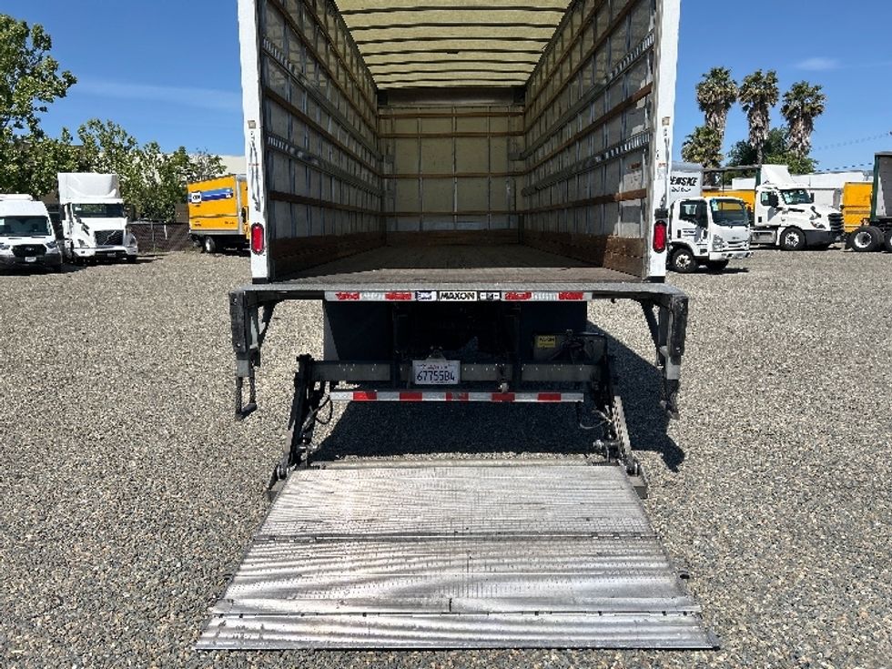 Medium Duty Box Truck-Light and Medium Duty Trucks-International-2021-MV607-West Sacramento-CA-235,962\n\t\tmiles-$ 46,250 - Image 9