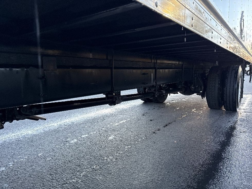 Medium Duty Box Truck-Light and Medium Duty Trucks-International-2021-MV607-West Sacramento-CA-238,604\n\t\tmiles-$ 43,500 - Image 5