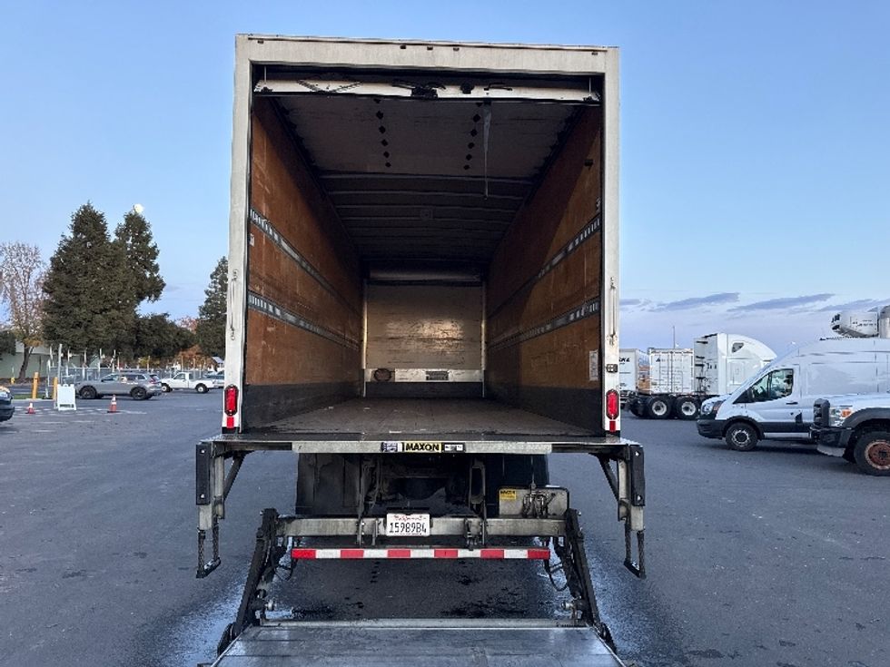 Medium Duty Box Truck-Light and Medium Duty Trucks-International-2021-MV607-West Sacramento-CA-238,604\n\t\tmiles-$ 43,500 - Image 8