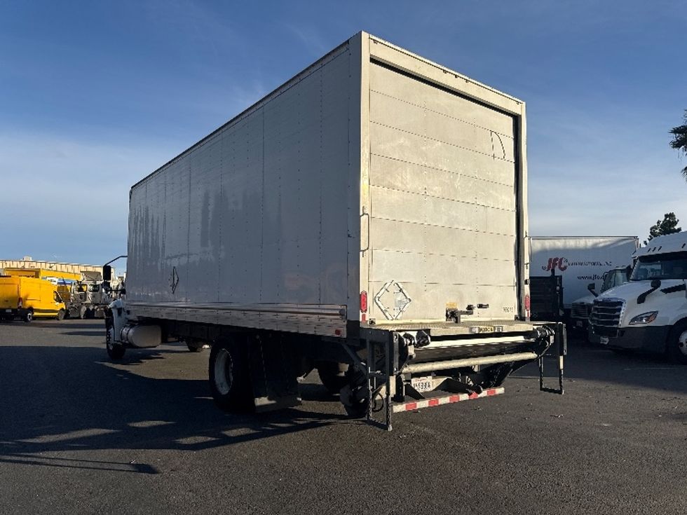 Medium Duty Box Truck-Light and Medium Duty Trucks-International-2021-MV607-West Sacramento-CA-250,619\n\t\tmiles-$ 41,250 - Image 6