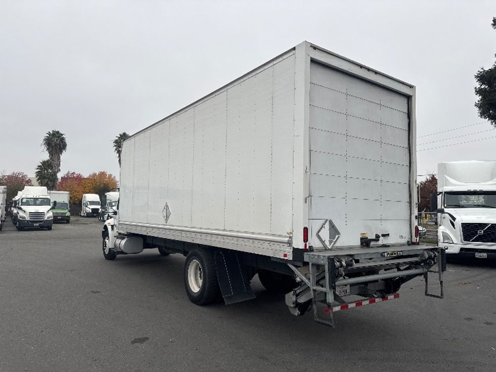 Medium Duty Box Truck-Light and Medium Duty Trucks-International-2021-MV607-West Sacramento-CA-259,541\n\t\tmiles-$ 39,750 - Image 6