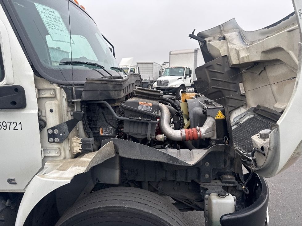 Medium Duty Box Truck-Light and Medium Duty Trucks-International-2021-MV607-West Sacramento-CA-259,541\n\t\tmiles-$ 39,750 - Image 23