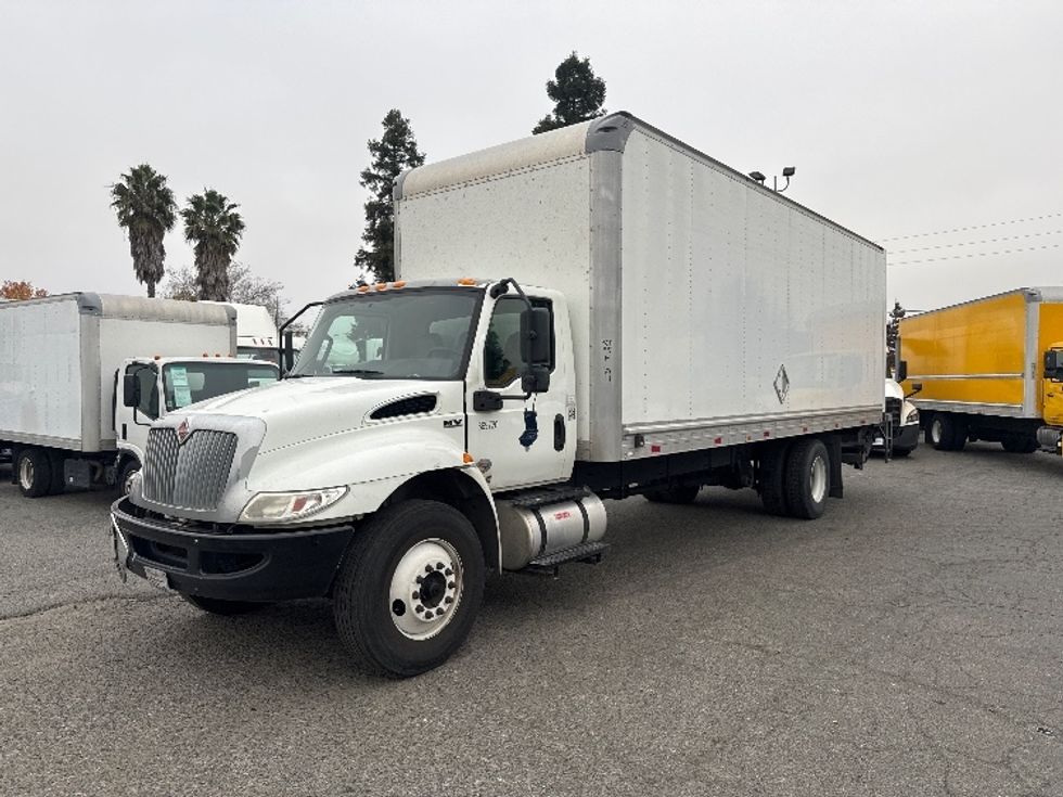 Medium Duty Box Truck-Light and Medium Duty Trucks-International-2021-MV607-West Sacramento-CA-259,542\n\t\tmiles-$ 39,750 - Image 3