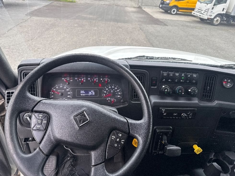 Medium Duty Box Truck-Light and Medium Duty Trucks-International-2021-MV607-West Sacramento-CA-259,542\n\t\tmiles-$ 39,750 - Image 18