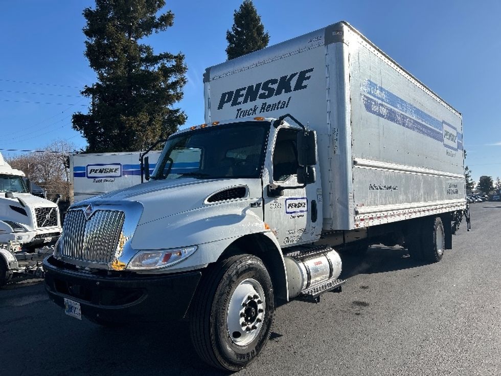 Medium Duty Box Truck-Light and Medium Duty Trucks-International-2021-MV607-West Sacramento-CA-267,675\n\t\tmiles-$ 39,250 - Image 3