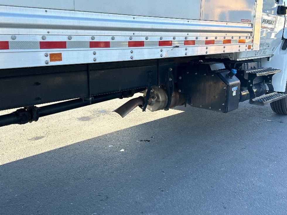 Medium Duty Box Truck-Light and Medium Duty Trucks-International-2021-MV607-West Sacramento-CA-267,675\n\t\tmiles-$ 39,250 - Image 14