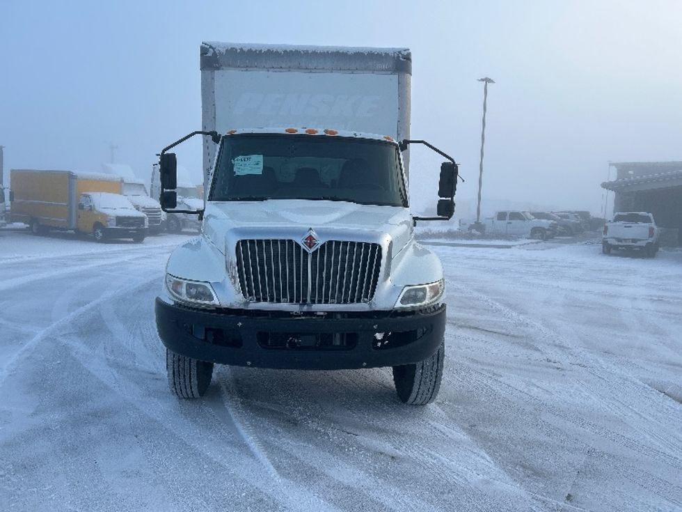 Medium Duty Box Truck-Light and Medium Duty Trucks-International-2021-MV607-West Sacramento-CA-290,128\n\t\tmiles-$ 34,250 - Image 2