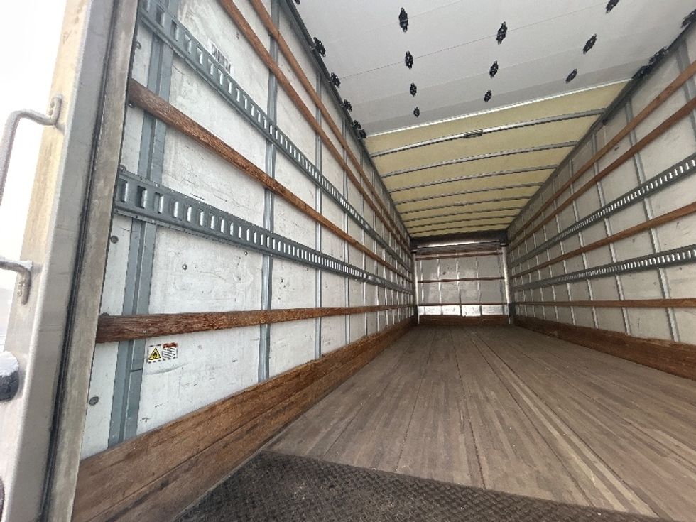 Medium Duty Box Truck-Light and Medium Duty Trucks-International-2021-MV607-West Sacramento-CA-290,128\n\t\tmiles-$ 34,250 - Image 10