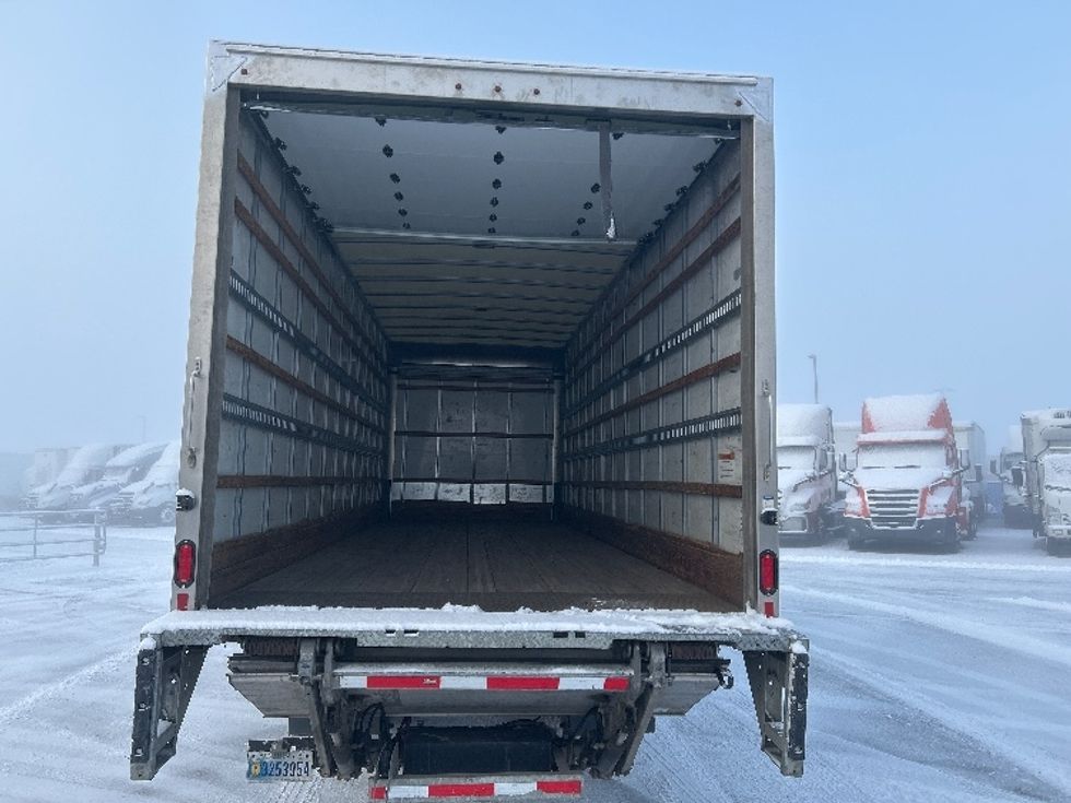 Medium Duty Box Truck-Light and Medium Duty Trucks-International-2021-MV607-West Sacramento-CA-290,128\n\t\tmiles-$ 34,250 - Image 8