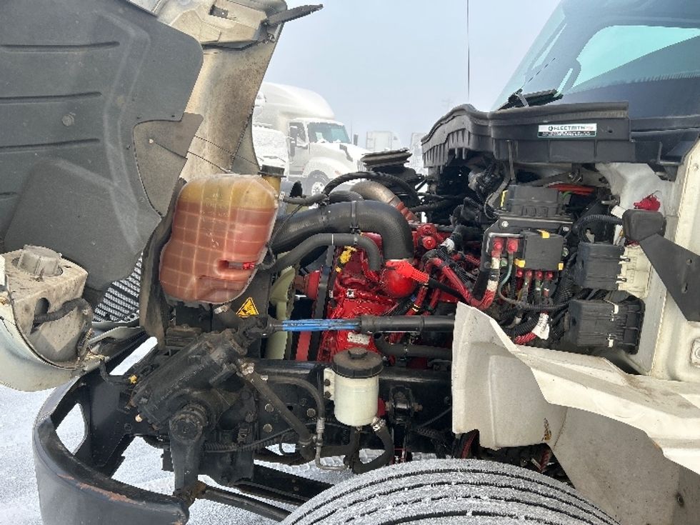 Medium Duty Box Truck-Light and Medium Duty Trucks-International-2021-MV607-West Sacramento-CA-290,128\n\t\tmiles-$ 34,250 - Image 22