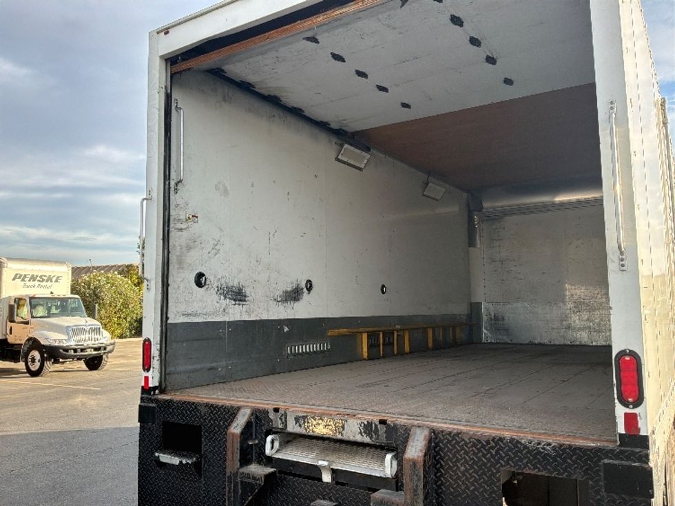 Medium Duty Box Truck-Light and Medium Duty Trucks-International-2021-MV607-West Sacramento-CA-76,021\n\t\tmiles-$ 49,000 - Image 11