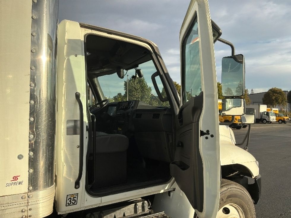 Medium Duty Box Truck-Light and Medium Duty Trucks-International-2021-MV607-West Sacramento-CA-76,021\n\t\tmiles-$ 49,000 - Image 20