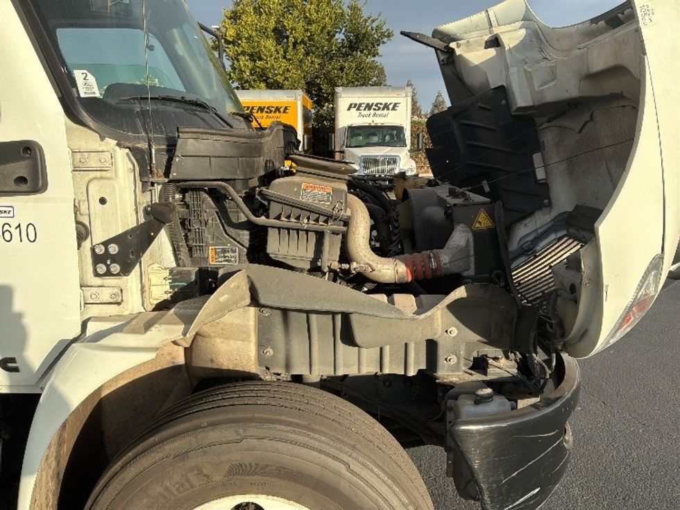 Medium Duty Box Truck-Light and Medium Duty Trucks-International-2021-MV607-West Sacramento-CA-76,021\n\t\tmiles-$ 49,000 - Image 23