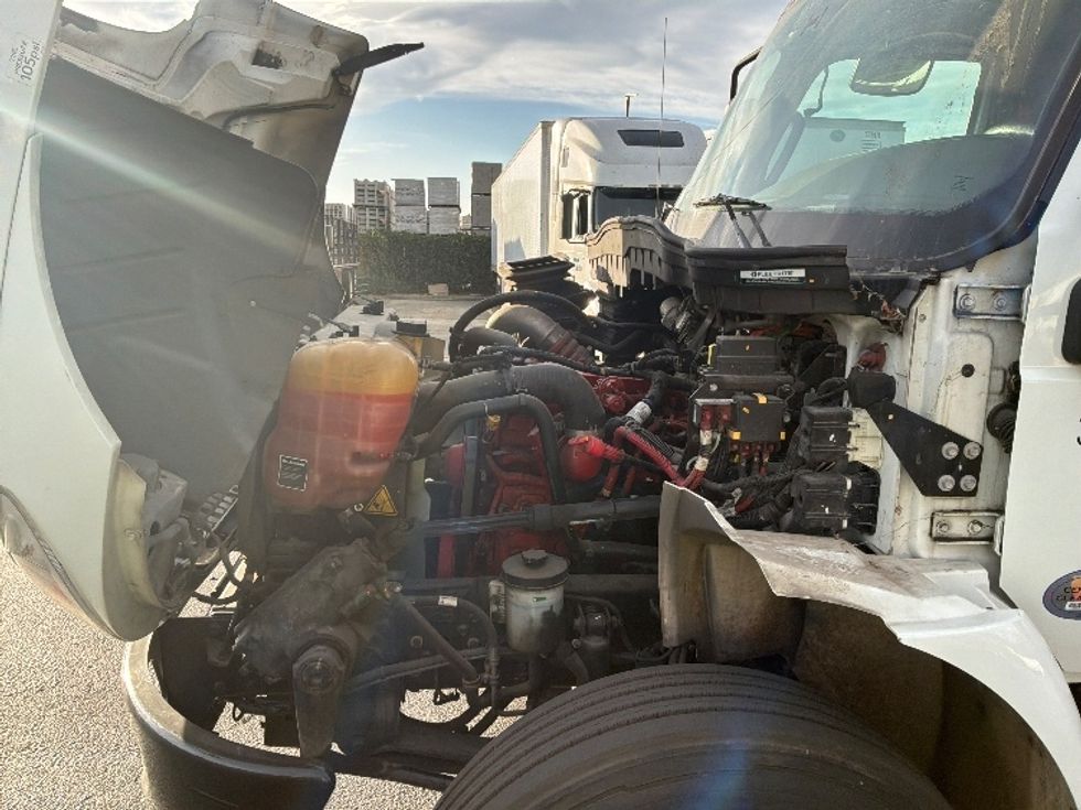 Medium Duty Box Truck-Light and Medium Duty Trucks-International-2021-MV607-West Sacramento-CA-76,021\n\t\tmiles-$ 49,000 - Image 24