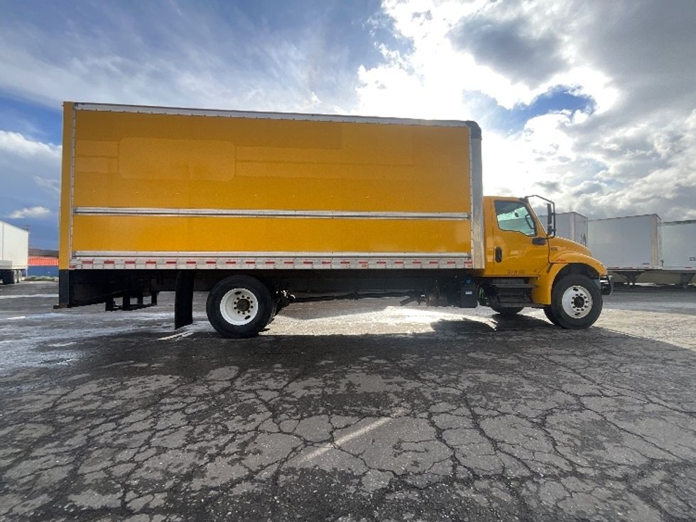 Medium Duty Box Truck-Light and Medium Duty Trucks-International-2021-MV607-West Valley City-UT-164,050\n\t\tmiles-$ 41,250 - Image 15