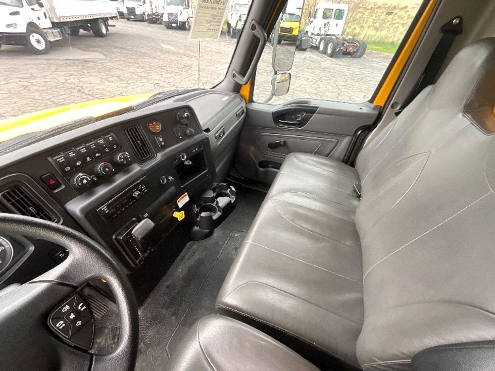 Medium Duty Box Truck-Light and Medium Duty Trucks-International-2021-MV607-West Valley City-UT-179,409\n\t\tmiles-$ 39,000 - Image 19