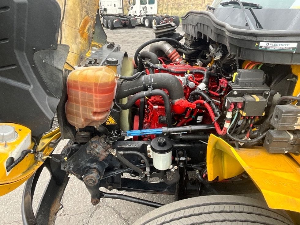 Medium Duty Box Truck-Light and Medium Duty Trucks-International-2021-MV607-West Valley City-UT-179,409\n\t\tmiles-$ 39,000 - Image 24