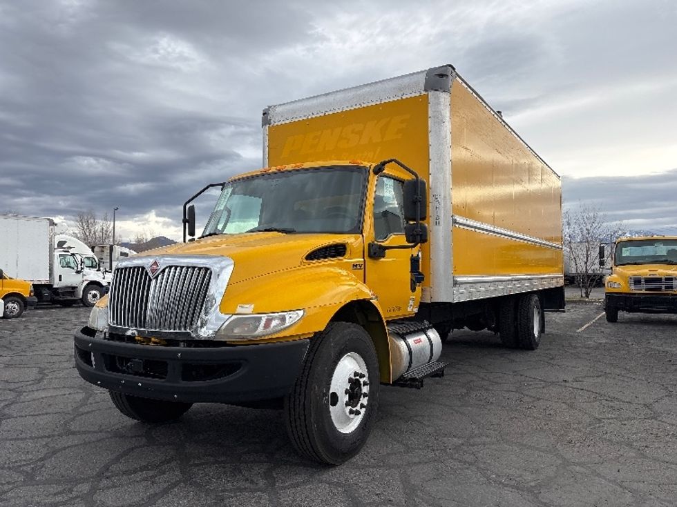 Medium Duty Box Truck-Light and Medium Duty Trucks-International-2021-MV607-West Valley City-UT-223,489\n\t\tmiles-$ 37,500 - Image 3