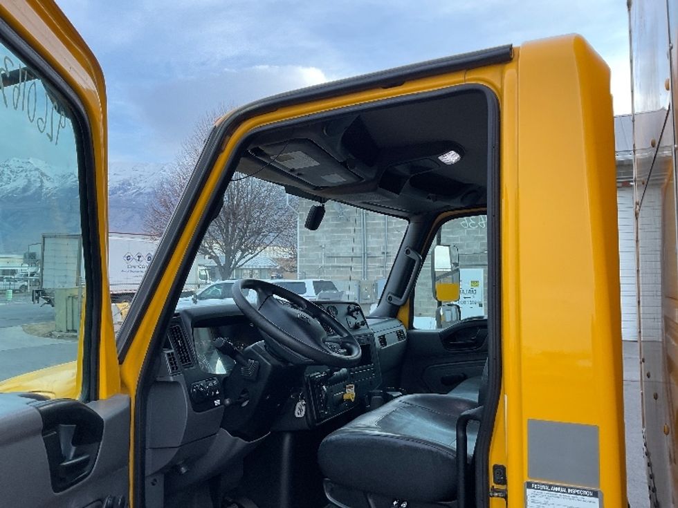 Medium Duty Box Truck-Light and Medium Duty Trucks-International-2021-MV607-West Valley City-UT-242,472\n\t\tmiles-$ 30,750 - Image 16