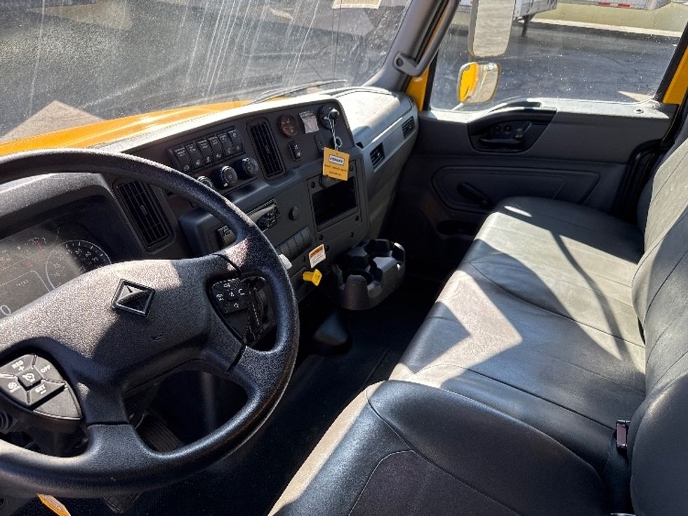 Medium Duty Box Truck-Light and Medium Duty Trucks-International-2021-MV607-West Valley City-UT-253,972\n\t\tmiles-$ 32,750 - Image 16