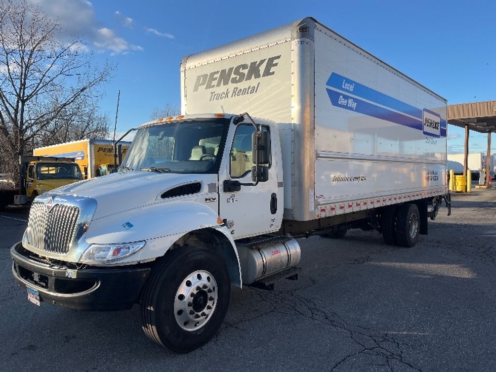 Medium Duty Box Truck-Light and Medium Duty Trucks-International-2021-MV607-Westfield-MA-226,853\n\t\tmiles-$ 47,250 - Image 3