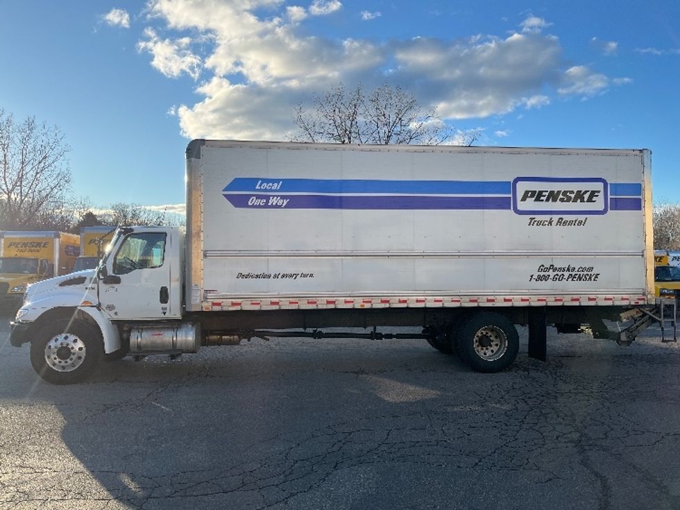 Medium Duty Box Truck-Light and Medium Duty Trucks-International-2021-MV607-Westfield-MA-226,853\n\t\tmiles-$ 47,250 - Image 4