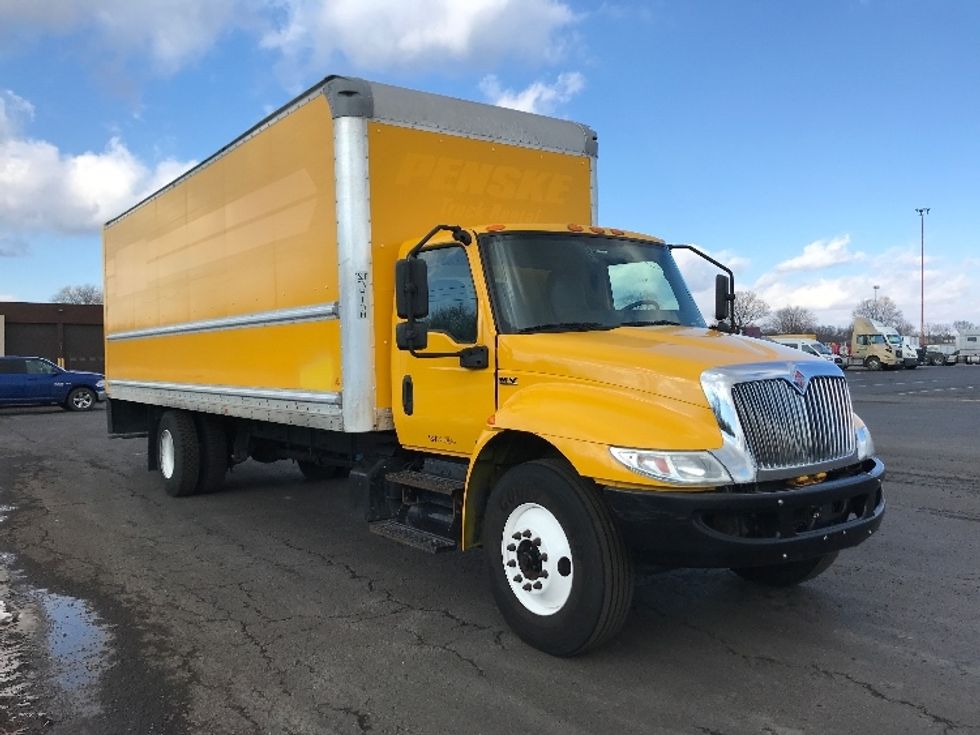 Medium Duty Box Truck-Light and Medium Duty Trucks-International-2021-MV607-White Deer-PA-207,451\n\t\tmiles-$ 38,500 - Image 1