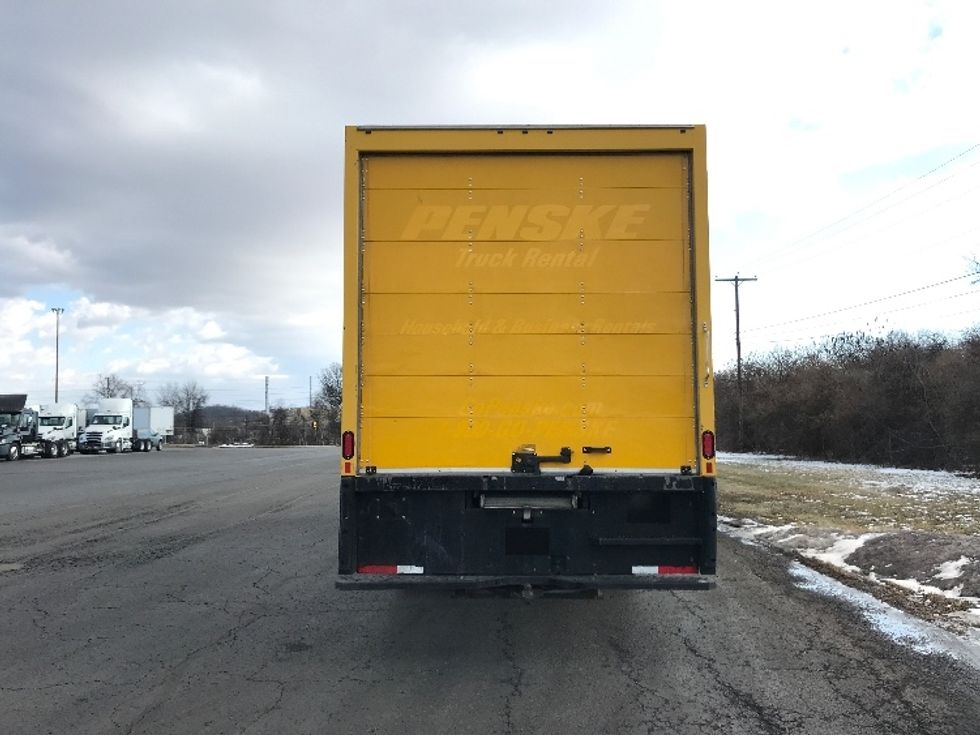 Medium Duty Box Truck-Light and Medium Duty Trucks-International-2021-MV607-White Deer-PA-207,451\n\t\tmiles-$ 38,500 - Image 7
