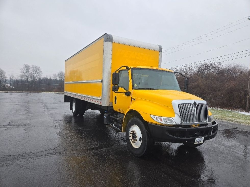 Medium Duty Box Truck-Light and Medium Duty Trucks-International-2021-MV607-White Deer-PA-226,197\n\t\tmiles-$ 36,750 - Image 1