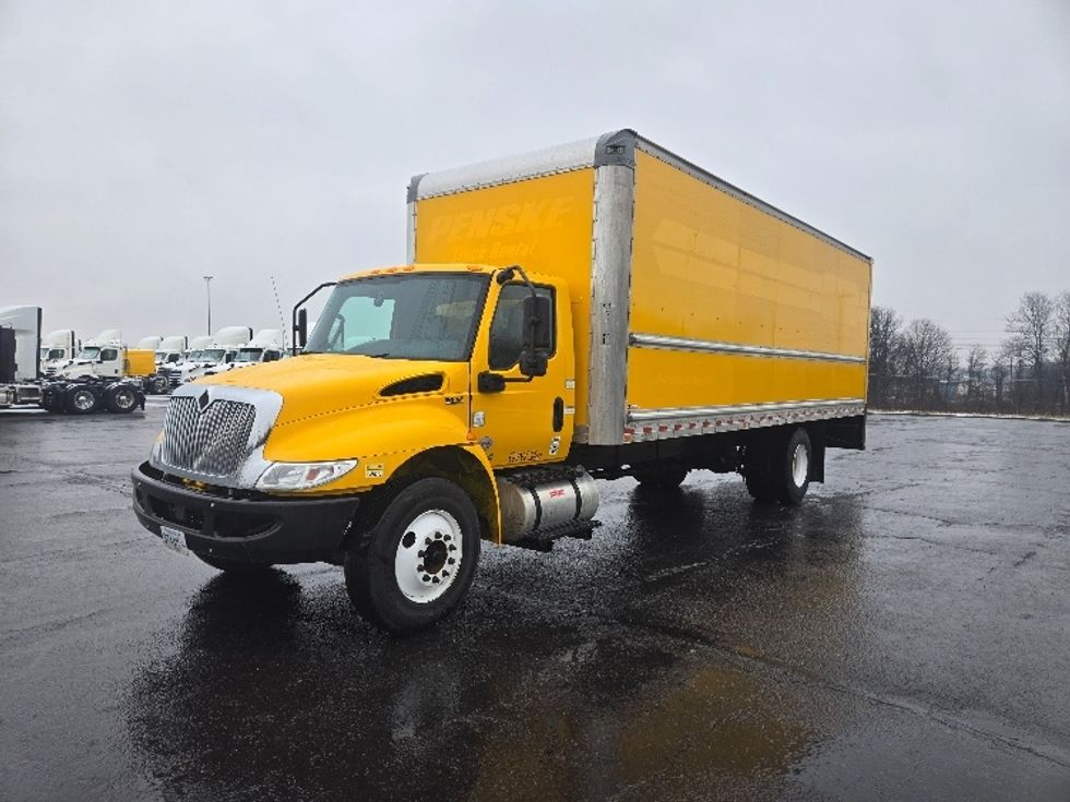Medium Duty Box Truck-Light and Medium Duty Trucks-International-2021-MV607-White Deer-PA-226,197\n\t\tmiles-$ 36,750 - Image 3