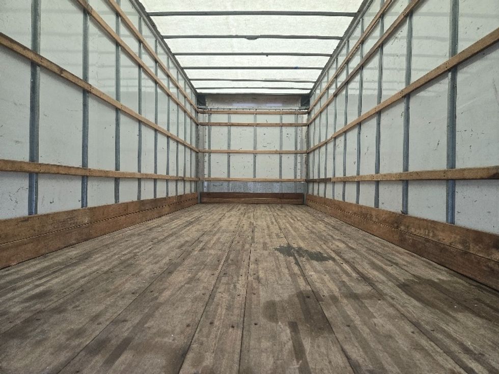 Medium Duty Box Truck-Light and Medium Duty Trucks-International-2021-MV607-White Deer-PA-226,197\n\t\tmiles-$ 36,750 - Image 8