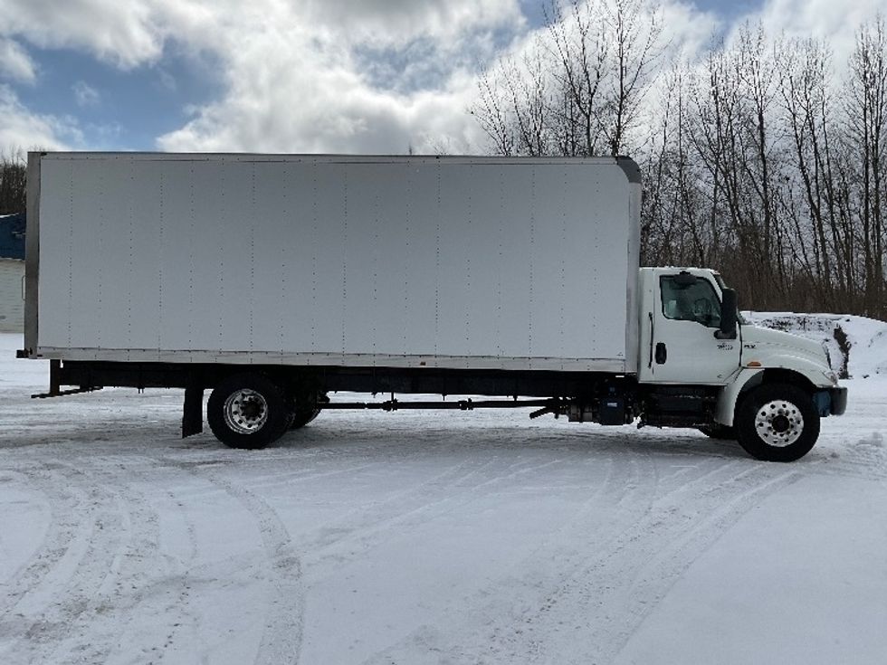 Medium Duty Box Truck-Light and Medium Duty Trucks-International-2021-MV607-Whitesboro-NY-9,007\n\t\tmiles-$ 61,000 - Image 15