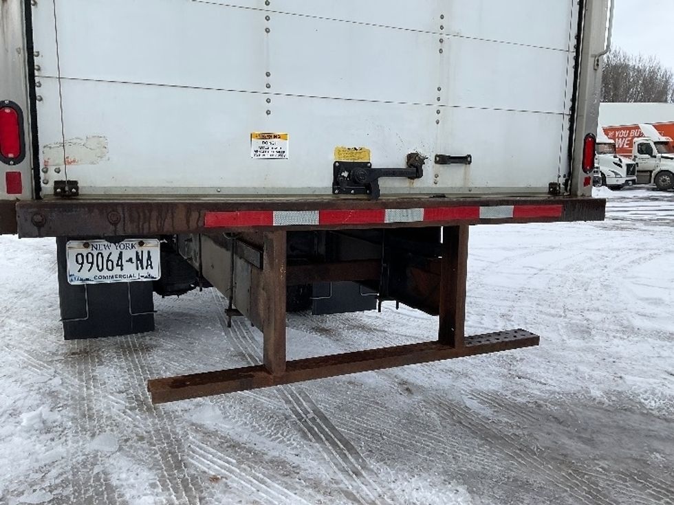 Medium Duty Box Truck-Light and Medium Duty Trucks-International-2021-MV607-Whitesboro-NY-9,007\n\t\tmiles-$ 61,000 - Image 29