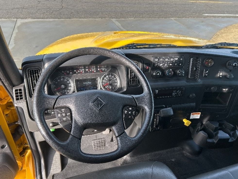 Medium Duty Box Truck-Light and Medium Duty Trucks-International-2021-MV607-Wichita-KS-169,759\n\t\tmiles-$ 40,500 - Image 17