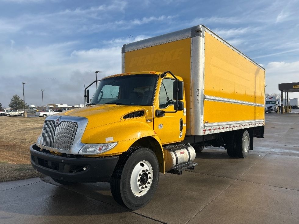 Medium Duty Box Truck-Light and Medium Duty Trucks-International-2021-MV607-Wichita-KS-169,759\n\t\tmiles-$ 40,500 - Image 3